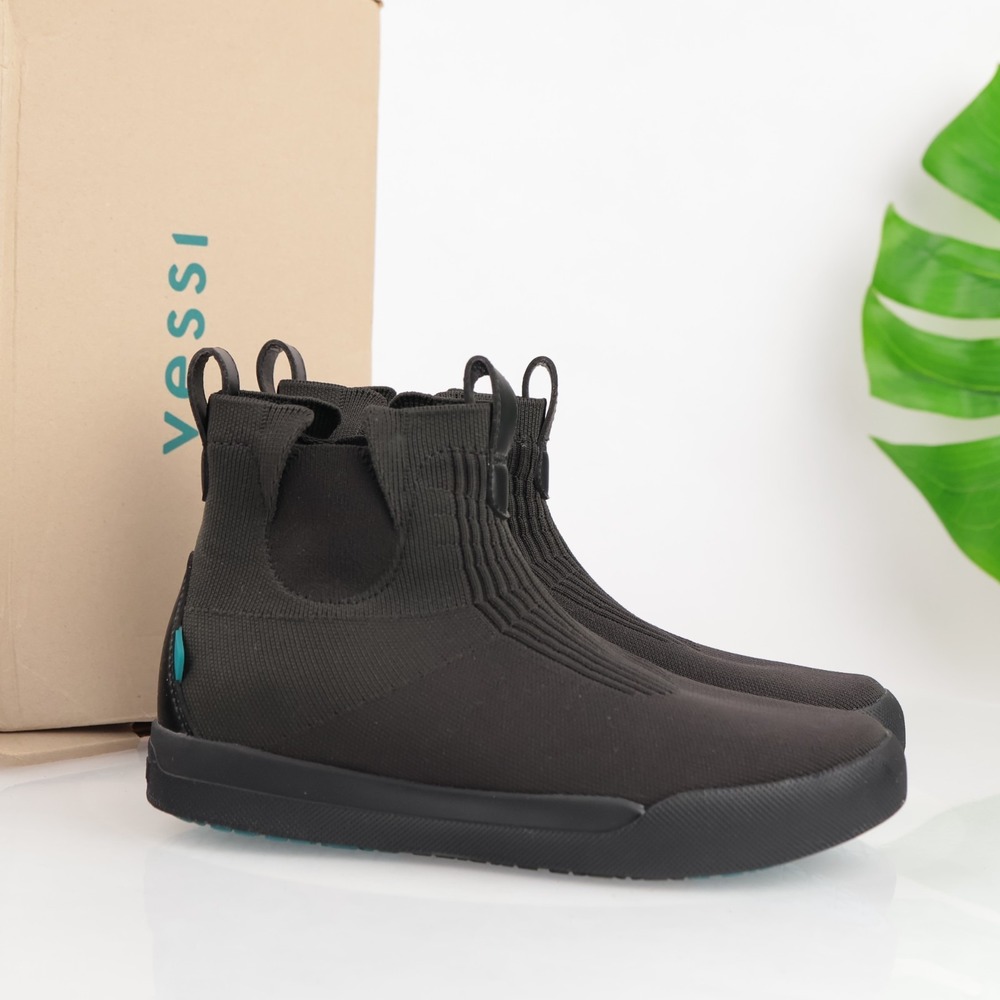 Vessi Womens‎ Weekend Chelsea Sneaker Boots Size 7 Waterproof Black Shoe Booties